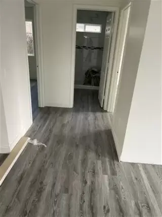 Servicios de pisos laminados y