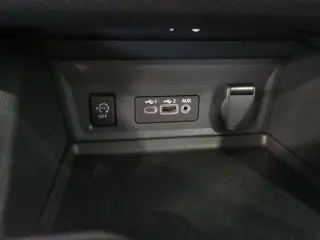 Nissan Sentra 2025 SV 4p Sedan