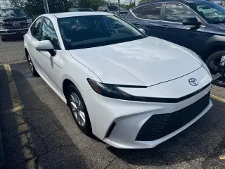 Toyota Camry 2025 AWD LE 4dr Sedan