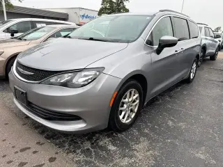 Chrysler Voyager 2020 LXi 4p Mini-Van