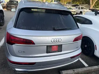 Audi Q5 2024 4x4 S line Premium 45 TFSI 4p SUV
