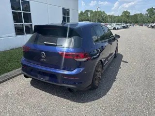 Volkswagen Golf GTI 2024 SE 4p Hatchback