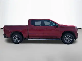 Chevrolet Silverado 1500 2021 4x4 RST 4p Camioneta de Cabina Completa 5.8 ft. SB
