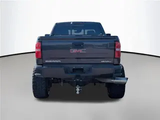 GMC Sierra 2500HD 2016 4x4 Denali 4p Cabina Completa SB