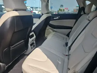 Ford Edge 2023 AWD Titanium 4p Crossover