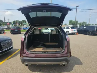 Ford Edge 2023 AWD Titanium 4p Crossover