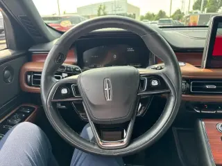 Lincoln Aviator 2023 AWD Reserve 4p SUV
