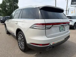 Lincoln Aviator 2023 AWD Reserve 4dr SUV