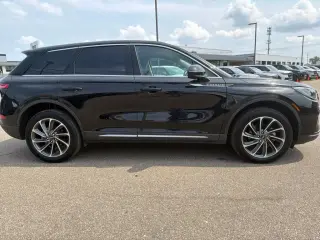 Lincoln Corsair 2024 AWD Premiere 4dr SUV