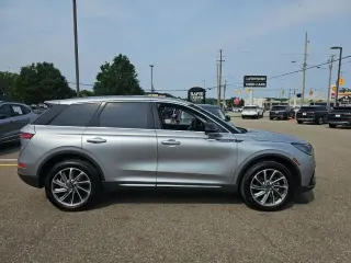 Lincoln Corsair 2024 AWD Premiere 4dr SUV
