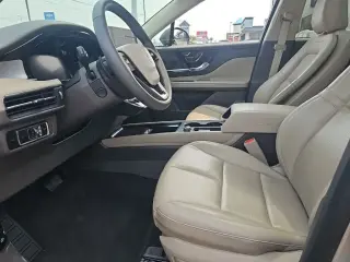 Lincoln Corsair 2024 AWD Premiere 4dr SUV