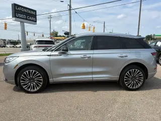 Lincoln Corsair 2022 AWD Reserve 4dr SUV