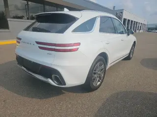 Genesis GV70 2025 AWD 2.5T Standard 4p SUV