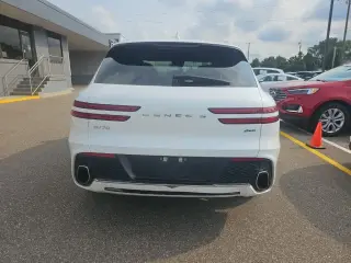 Genesis GV70 2025 AWD 2.5T Standard 4p SUV