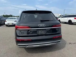 Audi Q7 2024 AWD quattro Premium Plus 45 TFSI 4p SUV