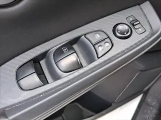 Nissan Sentra 2025 SV Sedan 4p.