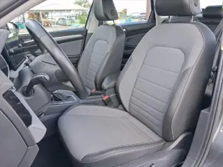 Volkswagen Jetta 2025 SE 4p Sedan