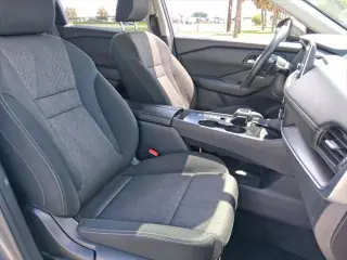 Nissan Rogue 2025 SV 4p Crossover
