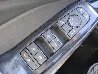 Nissan Rogue 2025 SV 4p Crossover