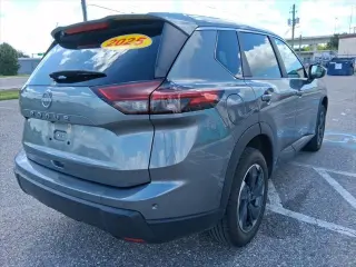 Nissan Rogue 2025 SV 4p Crossover