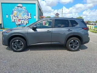 Nissan Rogue 2025 SV 4p Crossover