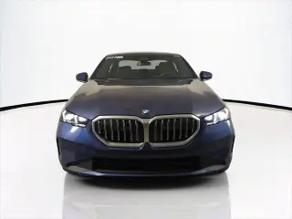 BMW Serie 5 2024 530i xDrive 4p Sedán tracción total