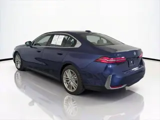BMW Serie 5 2024 530i xDrive 4p Sedán tracción total