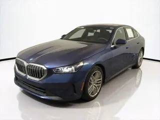BMW Serie 5 2024 530i xDrive 4p Sedán tracción total