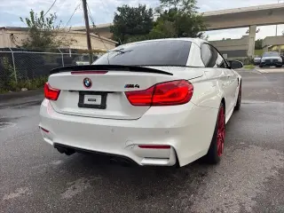 BMW M4 2018 2p Conversible