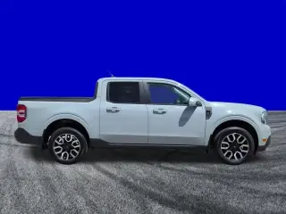 Ford Maverick 2023 Lariat 4dr SuperCrew 4.5 ft. SB