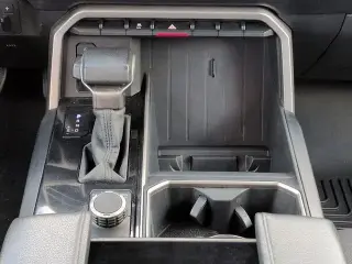 Toyota Tundra 2022 4x2 SR5 4p Doble Cabina Camioneta SB