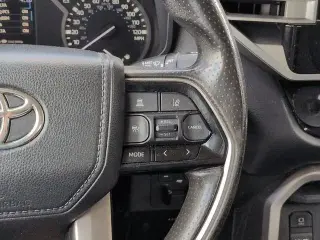 Toyota Tundra 2022 4x2 SR5 4p Doble Cabina Camioneta SB
