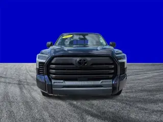 Toyota Tundra 2022 4x2 SR5 4p Doble Cabina Camioneta SB