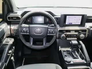 Toyota Tacoma 2024 4x4 SR5 4p Cab Doble 5.0 ft SB