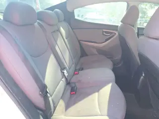 Hyundai ELANTRA 2015 SE 4p Sedan 6M