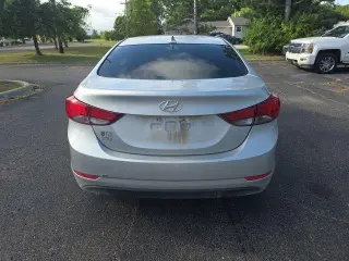 Hyundai ELANTRA 2015 SE 4p Sedan 6M