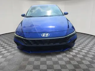 Hyundai ELANTRA 2024 SEL 4p Sedan