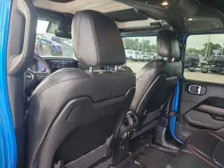 Jeep Wrangler 2024 4x4 Rubicon 4p SUV