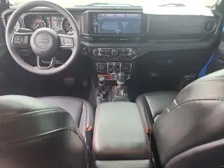 Jeep Wrangler 2024 4x4 Rubicon 4p SUV