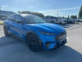 Ford Mustang Mach-E 2025 Premium 4p SUV