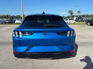 Ford Mustang Mach-E 2025 Premium 4p SUV