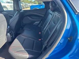Ford Mustang Mach-E 2025 Premium 4p SUV