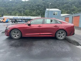Kia K5 2023 LXS 4p Sedan