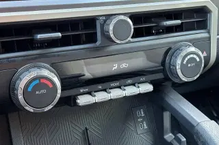 Toyota Tacoma 2025 4x4 SR5 4p Cabina Doble 5.0 ft SB