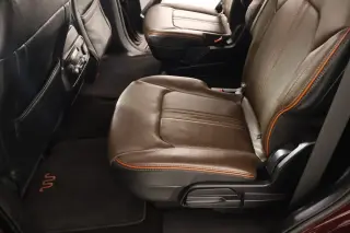 Ford Expedition 2021 4x4 King Ranch 4dr SUV