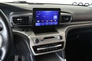 Ford Explorer 2022 4x4 XLT SUV de 4 puertas