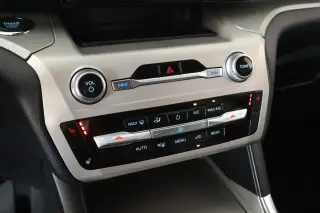 Ford Explorer 2022 4x4 XLT SUV de 4 puertas