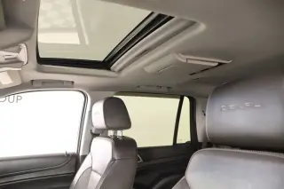 GMC Yukon 2018 4x4 Denali 4p SUV