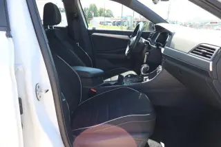 Volkswagen Jetta 2024 Sport 4p Sedán 8A