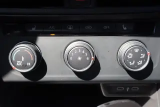 Volkswagen Jetta 2024 Sport 4p Sedán 8A